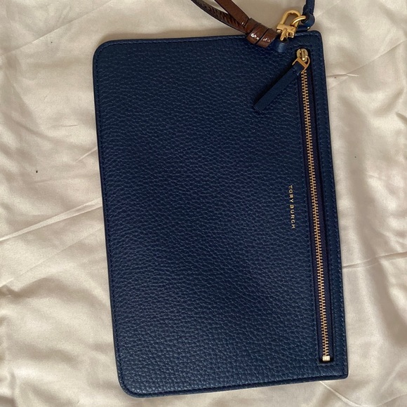 Tory Burch Handbags - Tory Burch Royal Navy Leather Wristlet Pouch
